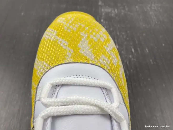 Rep Husky Yellow Air Low WMNS Jordan 11 Snakeskin AH7860-107 0602